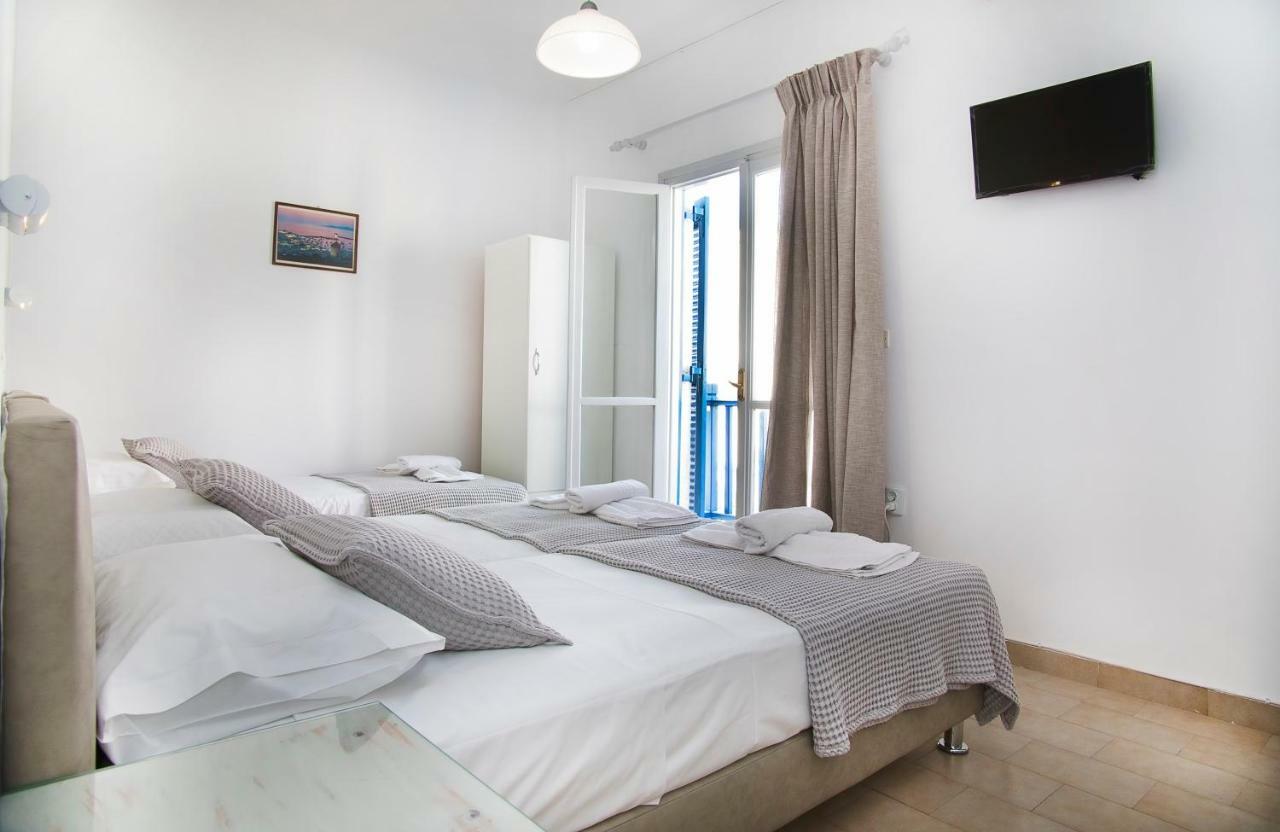 Lalos Rooms Parikia  Ngoại thất bức ảnh