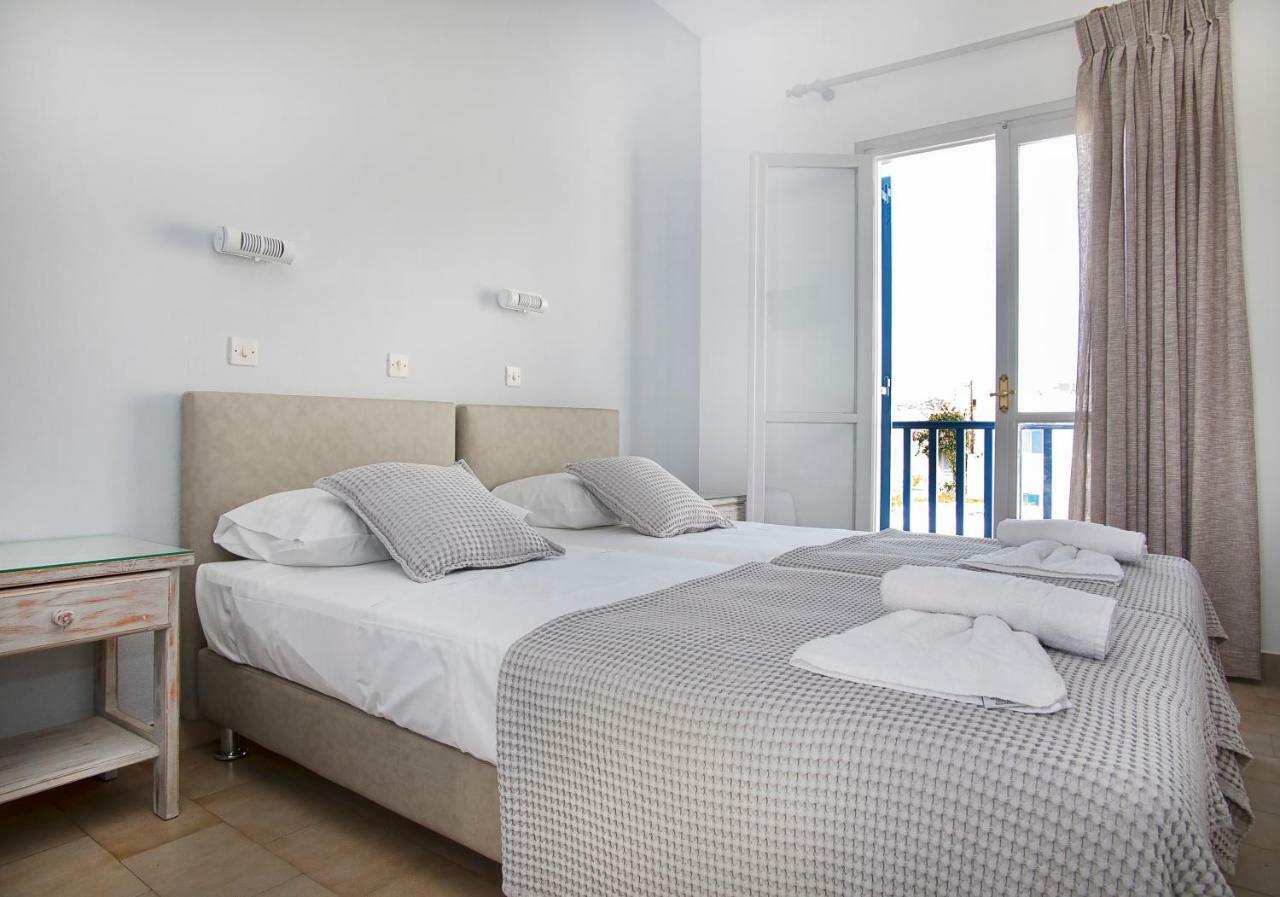 Lalos Rooms Parikia  Ngoại thất bức ảnh